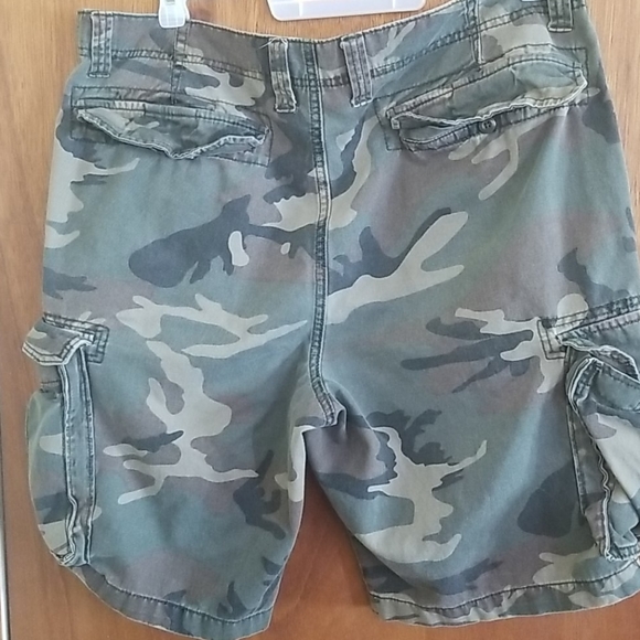 army fatigue shorts - Picture 3 of 3
